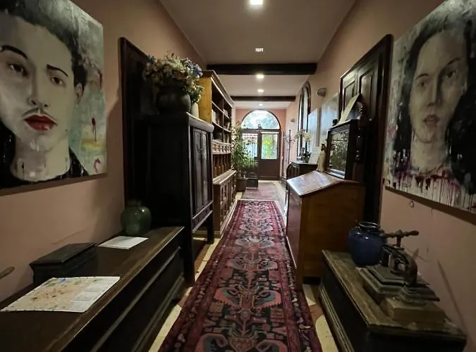 A Casa Di Paola 3* ראבנה